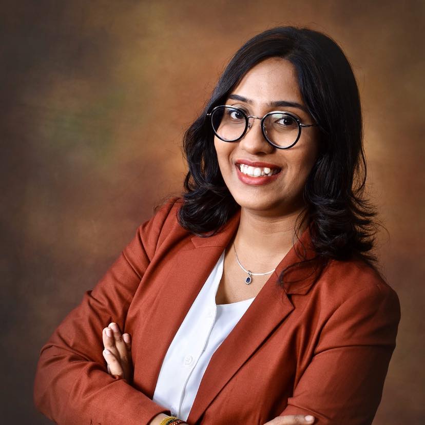 Saaveethya Sivakumar headshot image